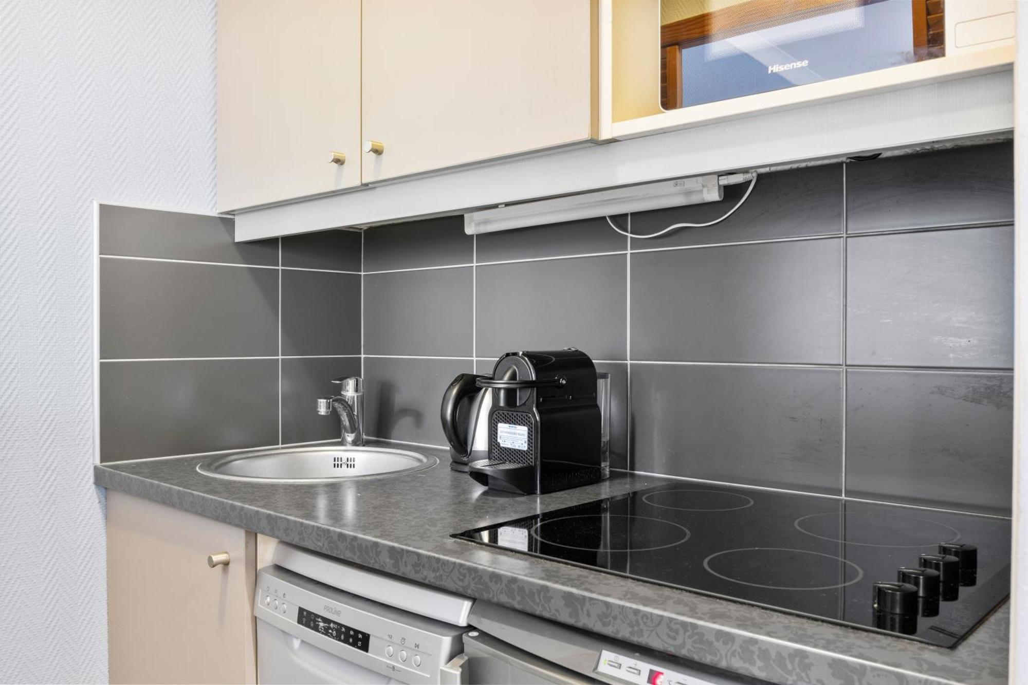 Grand Appartement Avec Balcon - Proche Parc Des Expo - Parking Privee Исси-ле-Мулино Экстерьер фото