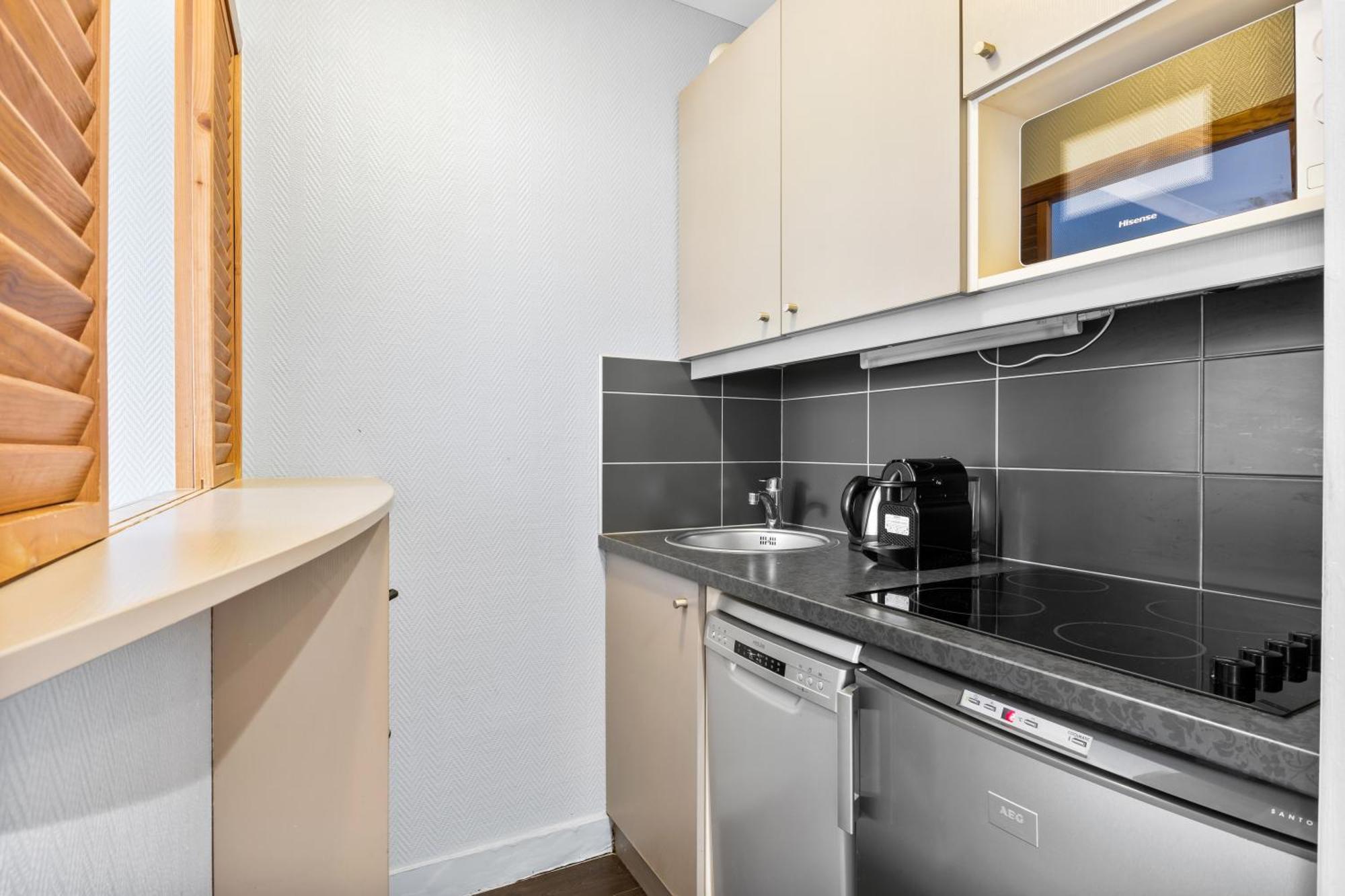 Grand Appartement Avec Balcon - Proche Parc Des Expo - Parking Privee Исси-ле-Мулино Экстерьер фото